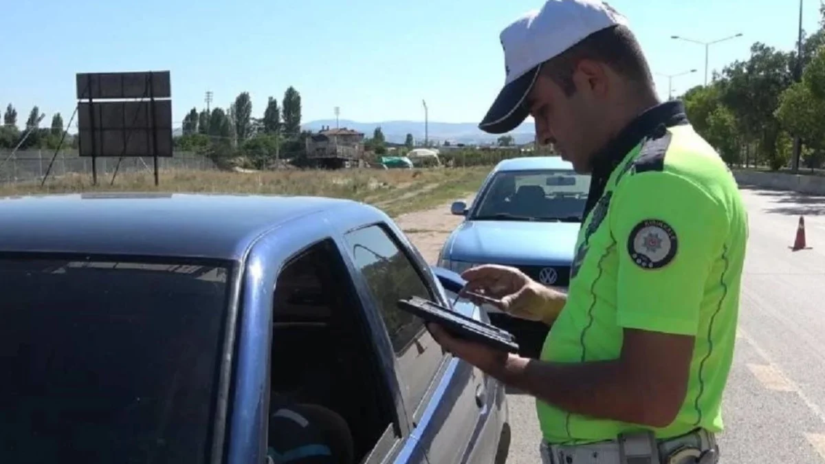 Direksiyon Başına Dönüş Bileti: Ceza Puanları Siliniyor ve Ehliyetler İade Ediliyor - Gündem Haberleri